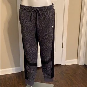 Victoria’s Secret Pink Joggers, NWT